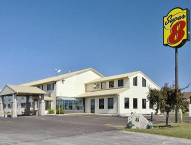 Super 8 By Wyndham Iowa Falls Екстериор снимка